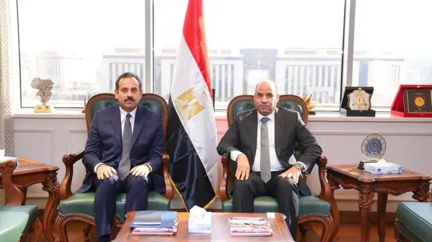 وزير العمل وبهاء الغنام يتعاونان لدعم العمالة غير المنتظمة وتعزيز التدريب للتوظيف الفعّال
