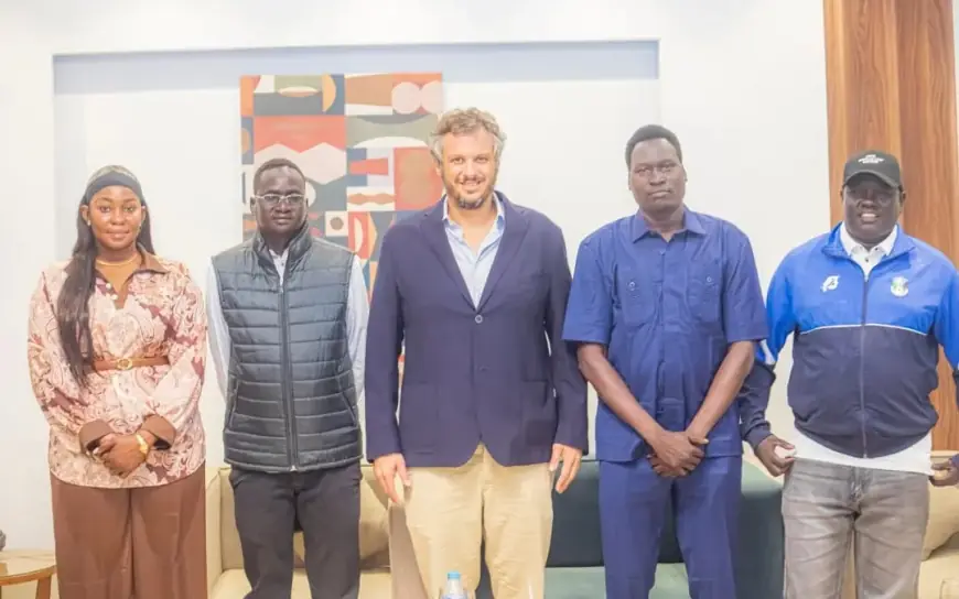 رئيس بيراميدز يعزز العلاقات مع جنوب السودان بزيارة لبعثة مريخ بنتيو ومؤكداً على عمق الروابط مع مصر