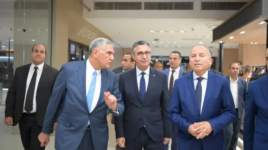 افتتاح الوزير لفرع المرشدي الجديد في التجمع الخامس بحضور لافت لمحافظ القاهرة