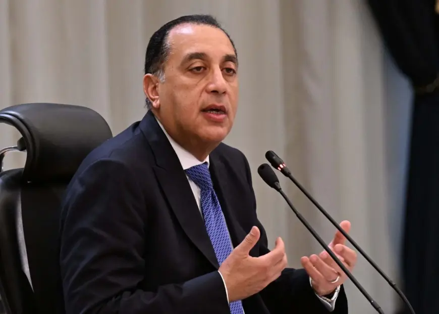 رئيس الوزراء يستعرض جهود مصر لتجديد اعتمادها الذهبي للقضاء على فيروس سي من منظمة الصحة العالمية