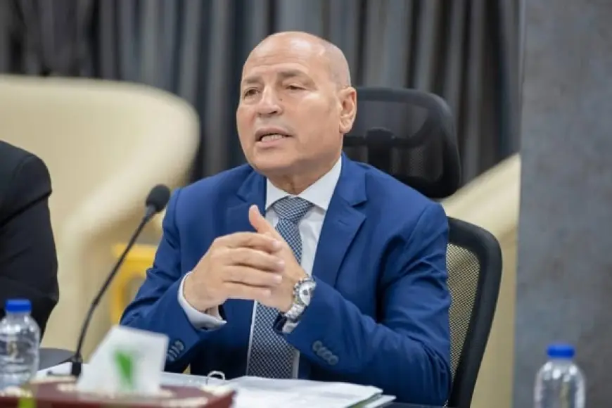 محافظ القاهرة يزور مدرسة الجمهورية لمتابعة حملة التطعيم ضد الحصبة والحصبة الألمانية