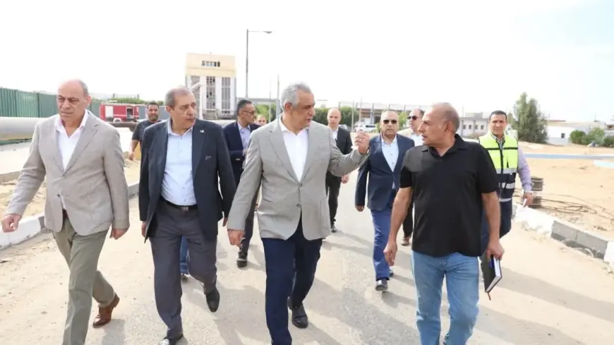 وزير الدولة للإنتاج الحربي يزور مصنع 81 الحربي ويوجه بزيادة كفاءة خطوط الإنتاج