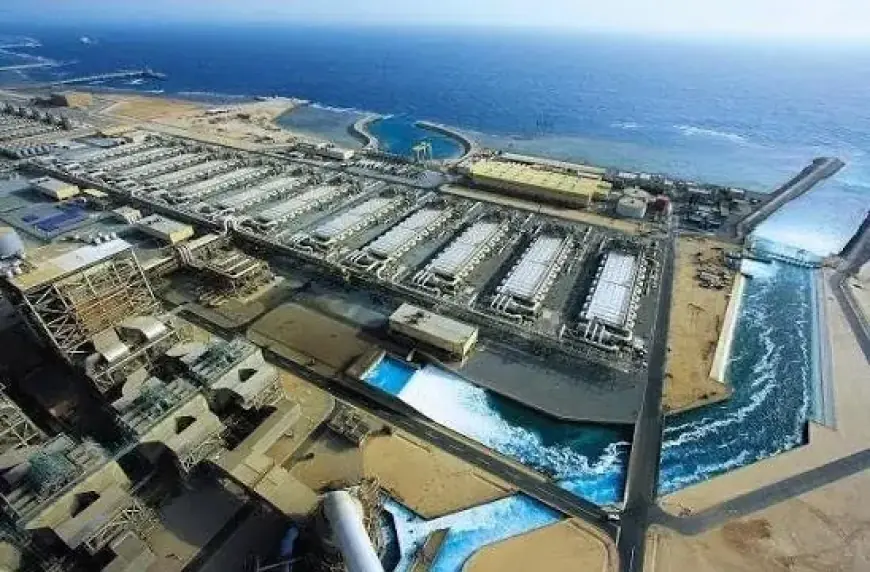 بتكلفة 4.6 مليار جنيه بدء تشغيل وصيانة 11 محطة لتحلية مياه البحر في ثلاث محافظات