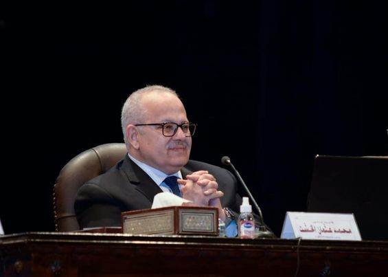 مجلس جامعة القاهرة يبحث الاستعدادات لافتتاح المعهد القومي للأورام الجديد