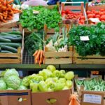 أسعار الخضروات والفاكهة في سوق العبور.. الكوسة بـ7 جنيهات