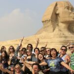 السياحة المصرية تنتعش ..الإيرادات تقفز 83% وزيادة أعداد السائحين بنسبة 37%