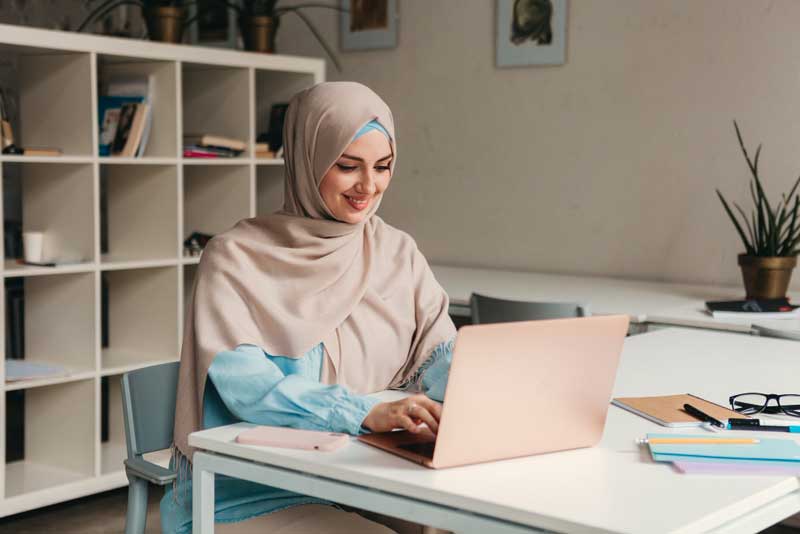 القوى العاملة تعلن عن توفير فرص عمل لـ 60 فتاة بكفر الشيخ