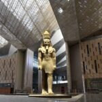 وزارة الآثار تكشف حقيقة تأثر تمثال رمسيس الثاني بالأمطار