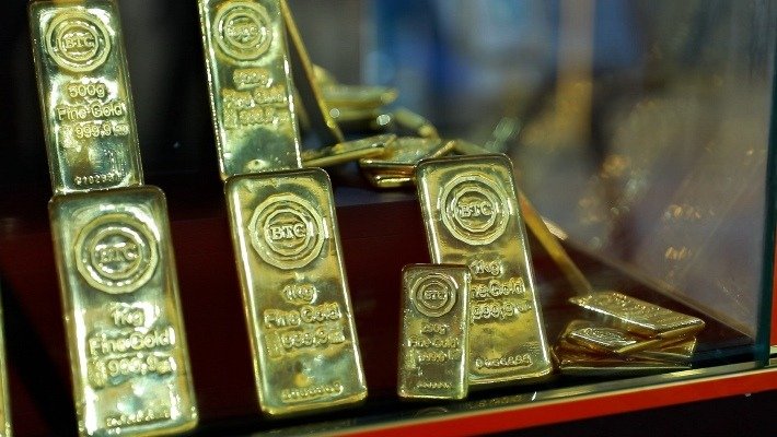 تراجع أسعار الذهب العالمي.. الأوقية تحسر 5 دولارات