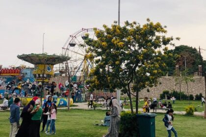حدائق القناطر الخيرية تستقبل الزوار للاحتفال بعيد الفطر