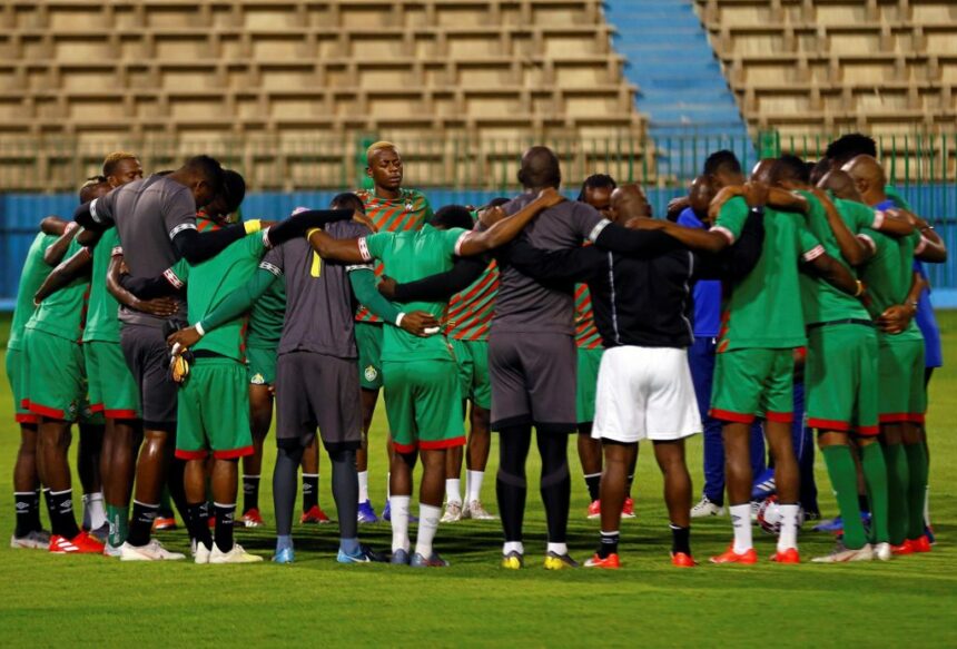 لاعبو منتخب زيمبابوى يهددون بعدم خوض مباراة الافتتاح بسبب المكافآت