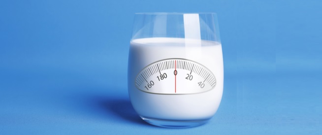 هل الحليب يزيد الوزن أم ينقصه